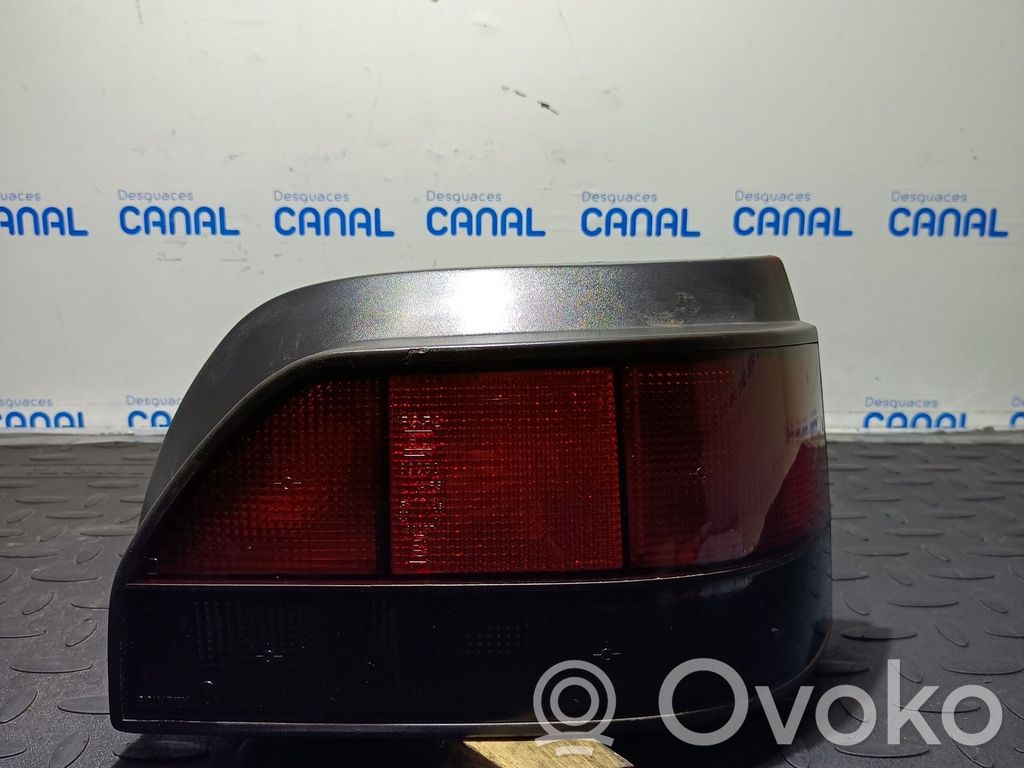 Renault Clio I Rear/tail lights 