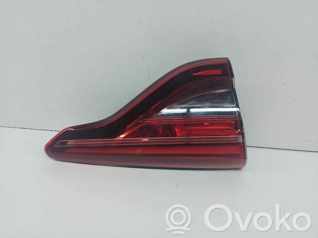 Renault Clio V Lampy tylnej klapy bagażnika 