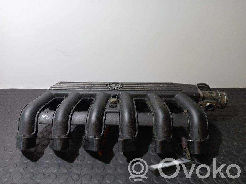 Audi Q7 4L Colector de admisión 