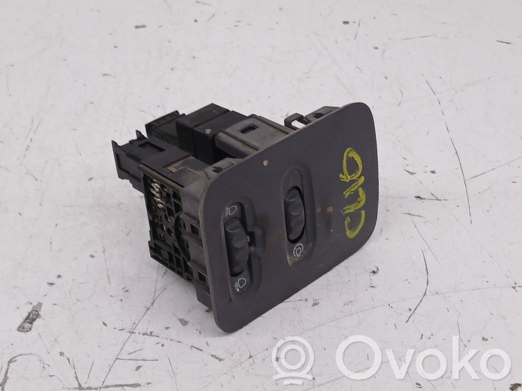 Renault Espace IV Light switch 