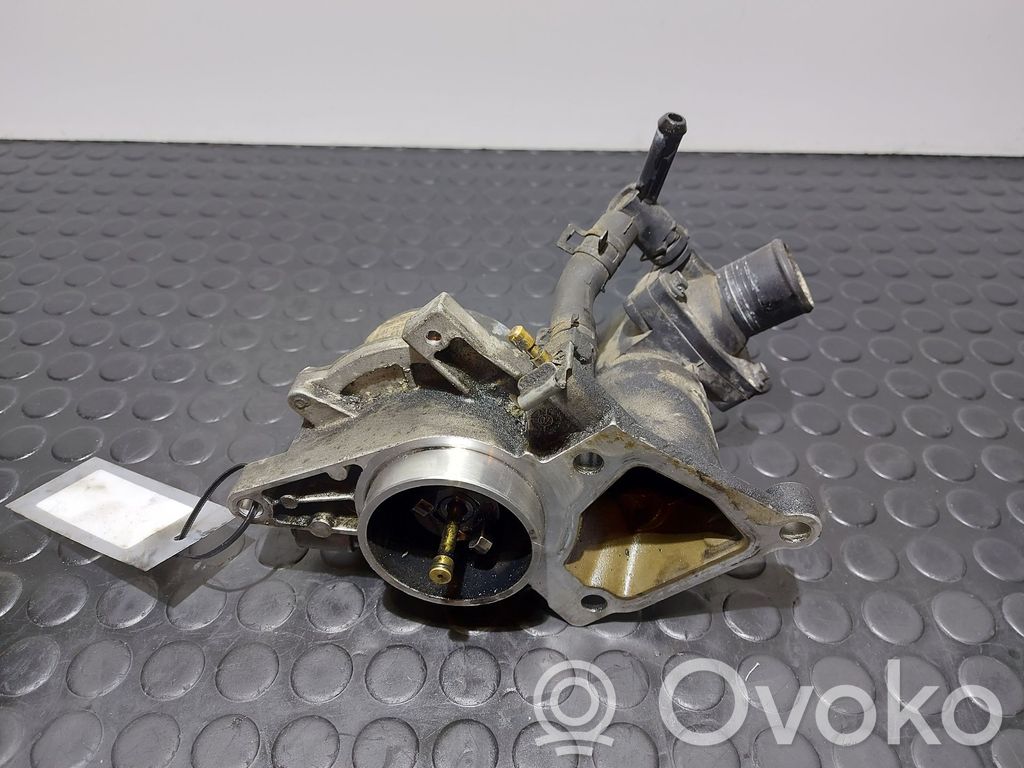 Ford Mondeo Mk III Bomba de vacío 