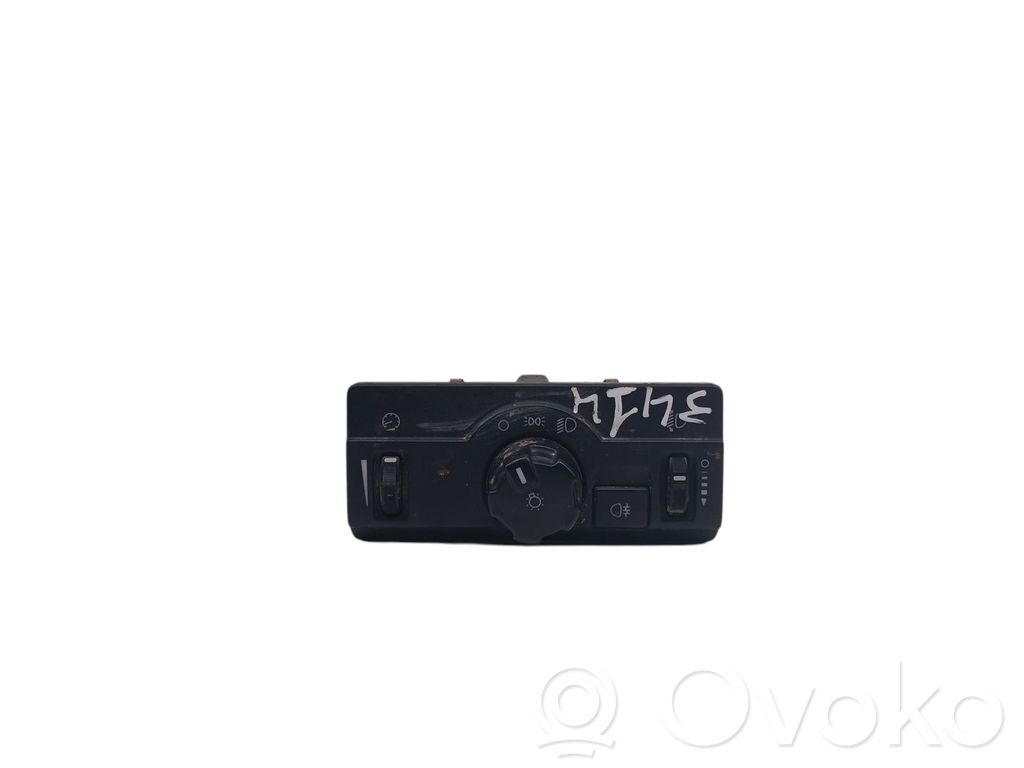 Land Rover Freelander 2 - LR2 Light switch 