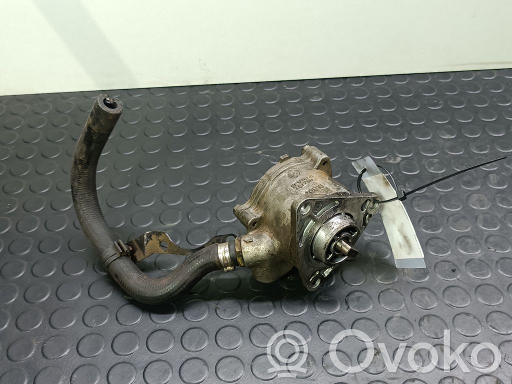 Audi Q7 4L Vakuumsūknis 