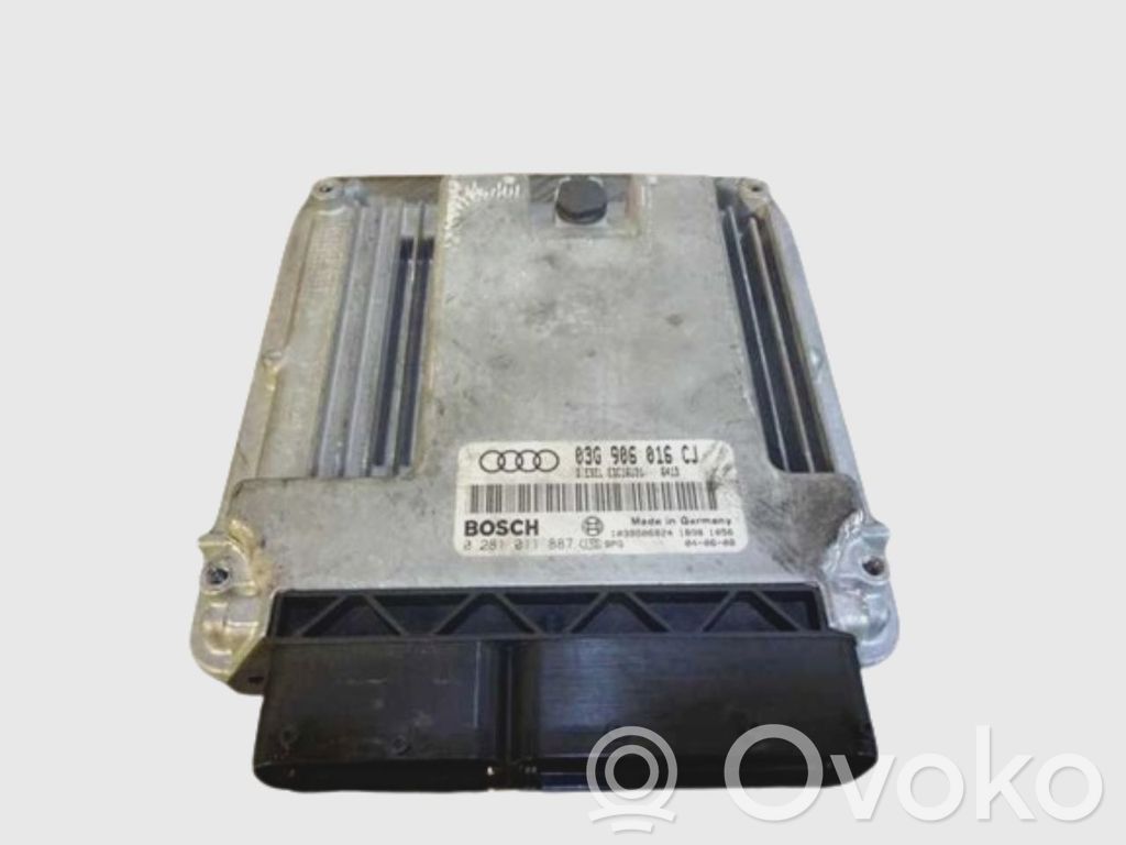 Audi A4 S4 B5 8D Sterownik / Moduł ECU 