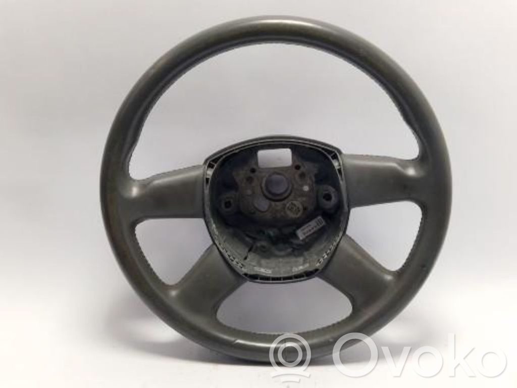 Ohjauspyörä   8P0419091BF