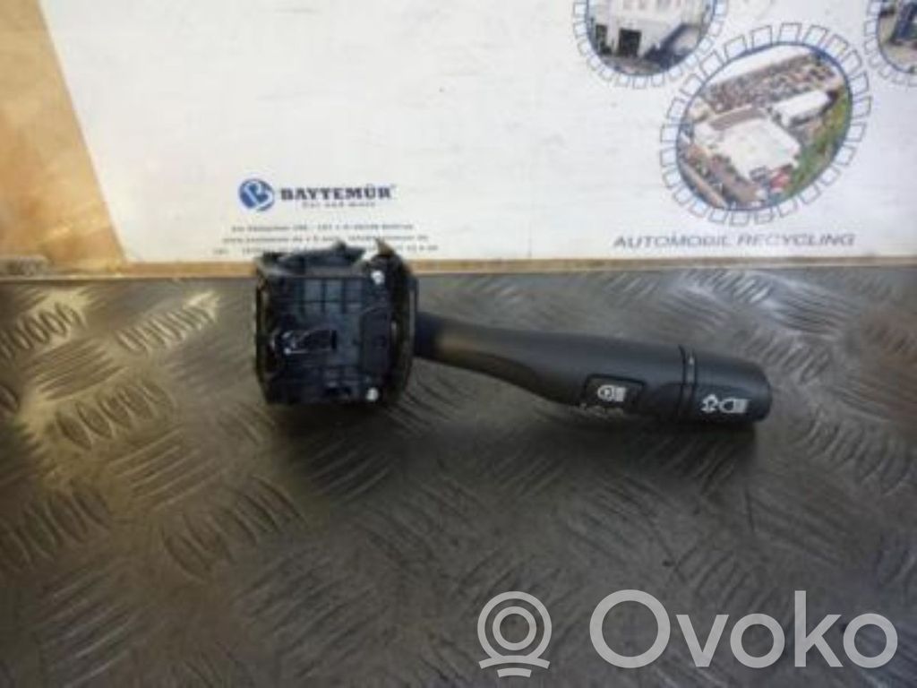 Opel Astra K Autres commutateurs / boutons / leviers 