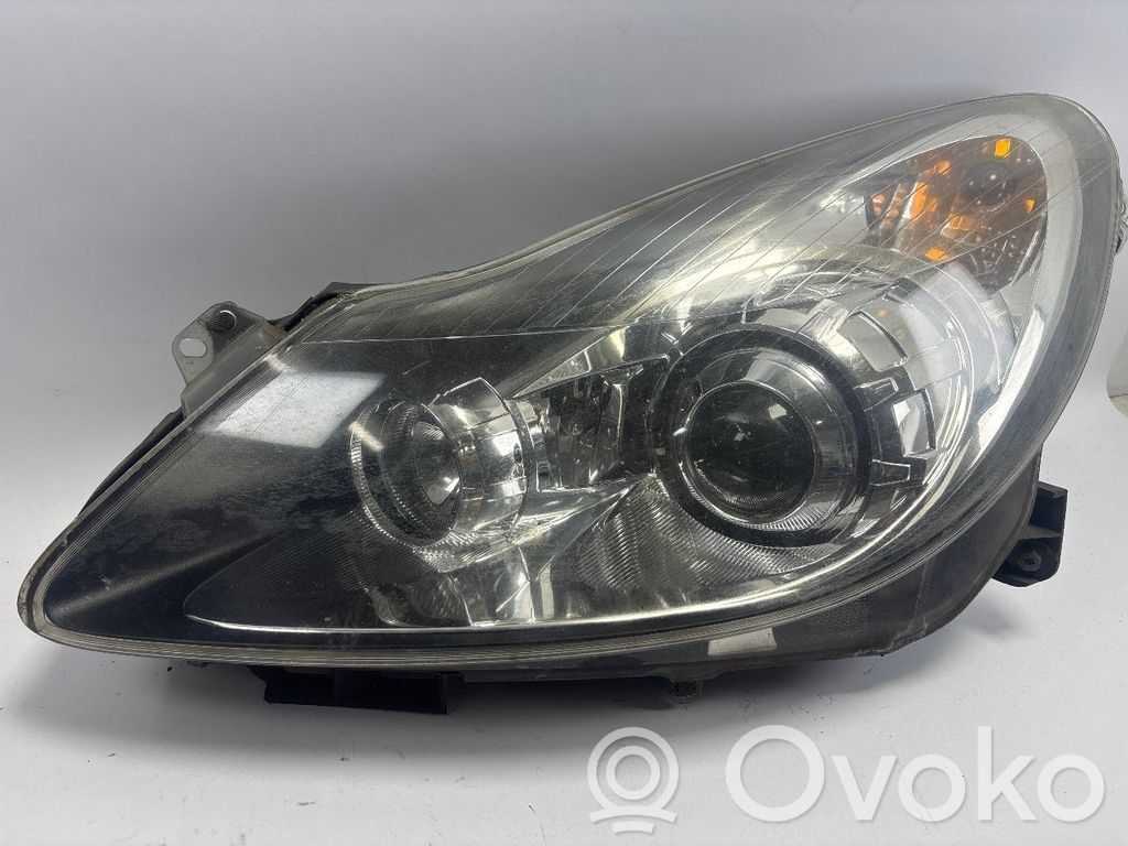 Opel Corsa D Scheinwerfer 