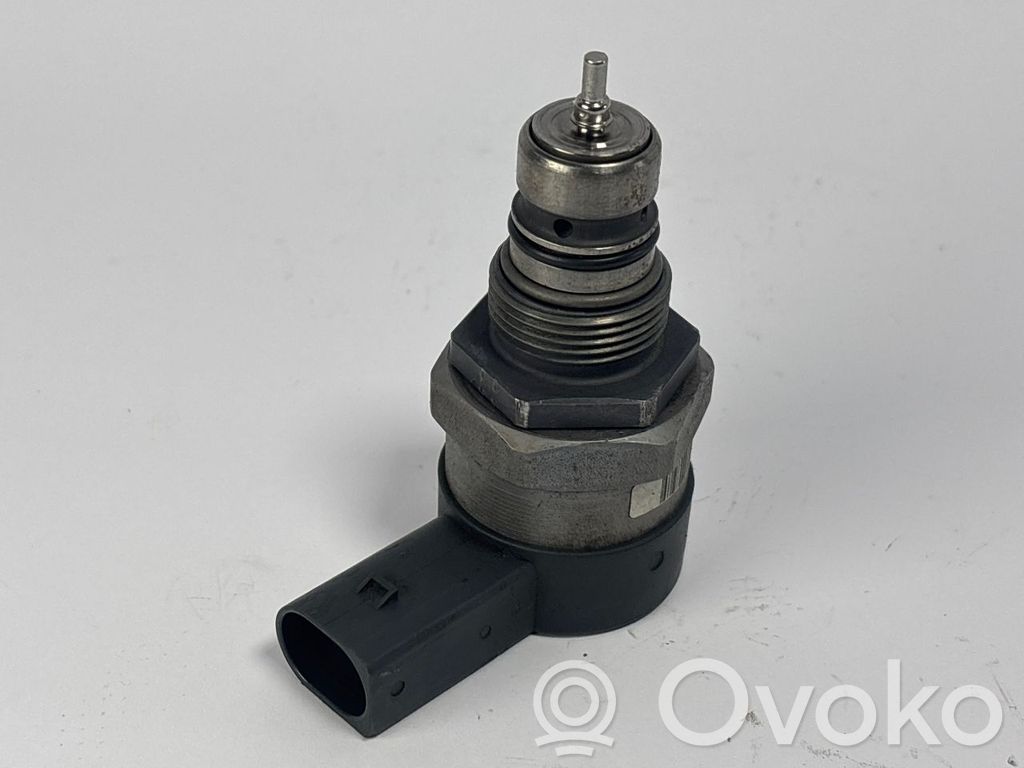 Fuel pressure sensor   0281002481