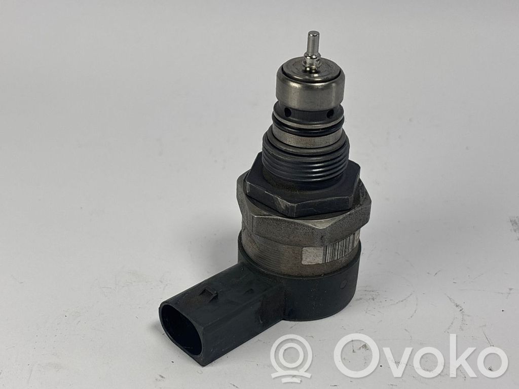 Fuel pressure sensor   0281002481