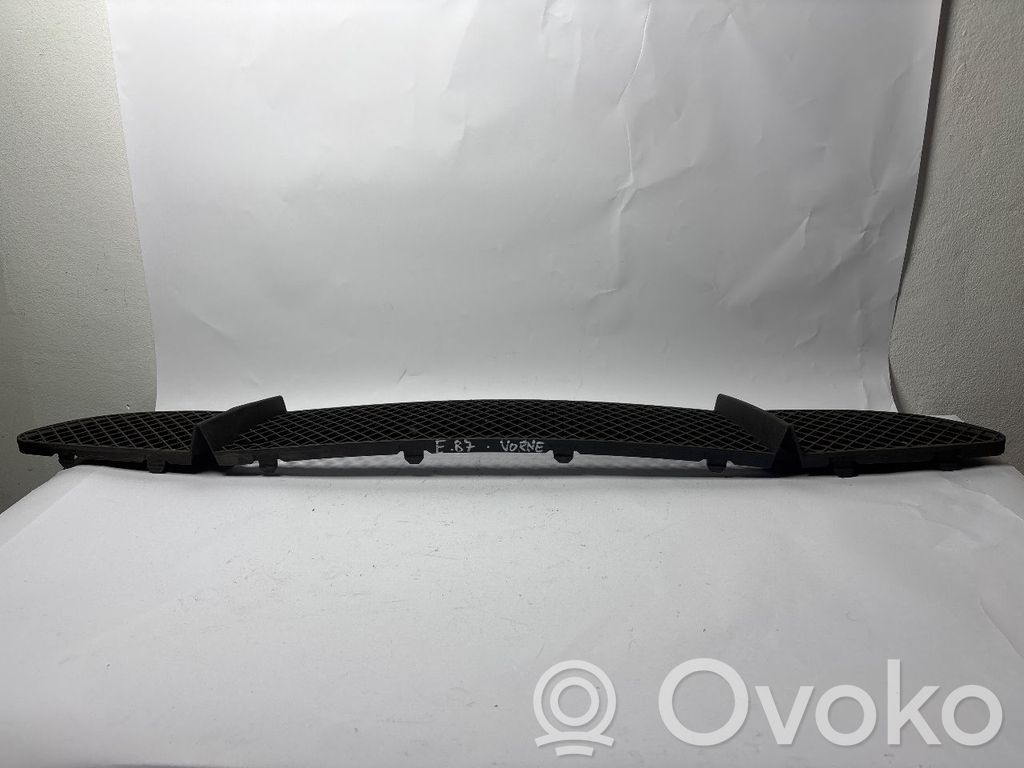 BMW 1 E81 E87 Quarter panel pressure vent 