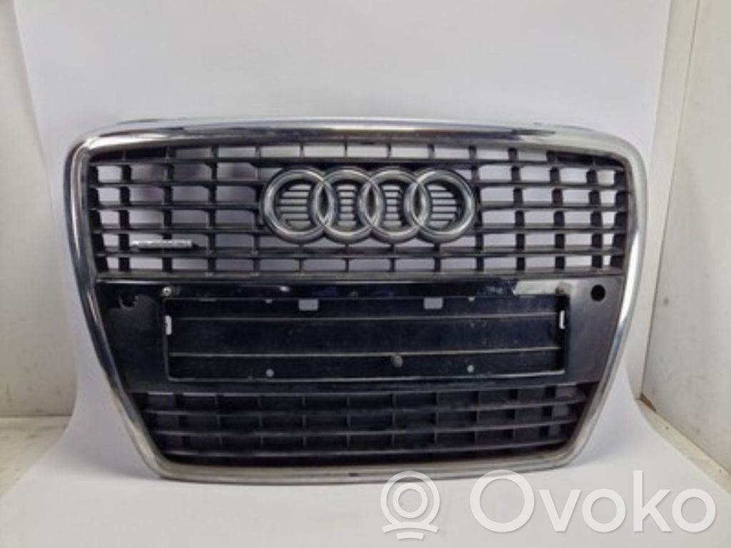 Audi A8 S8 D3 4E Front bumper upper radiator grill 