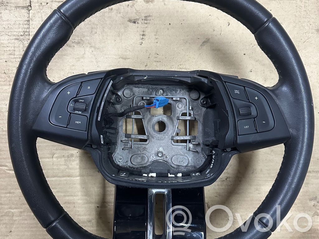 Volante   98085005ZD,00010209,28495833