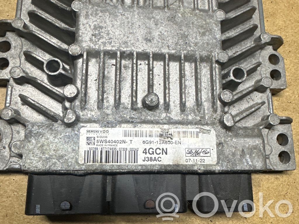 Engine control unit/module   5WS40402NT,6G9112A650EN