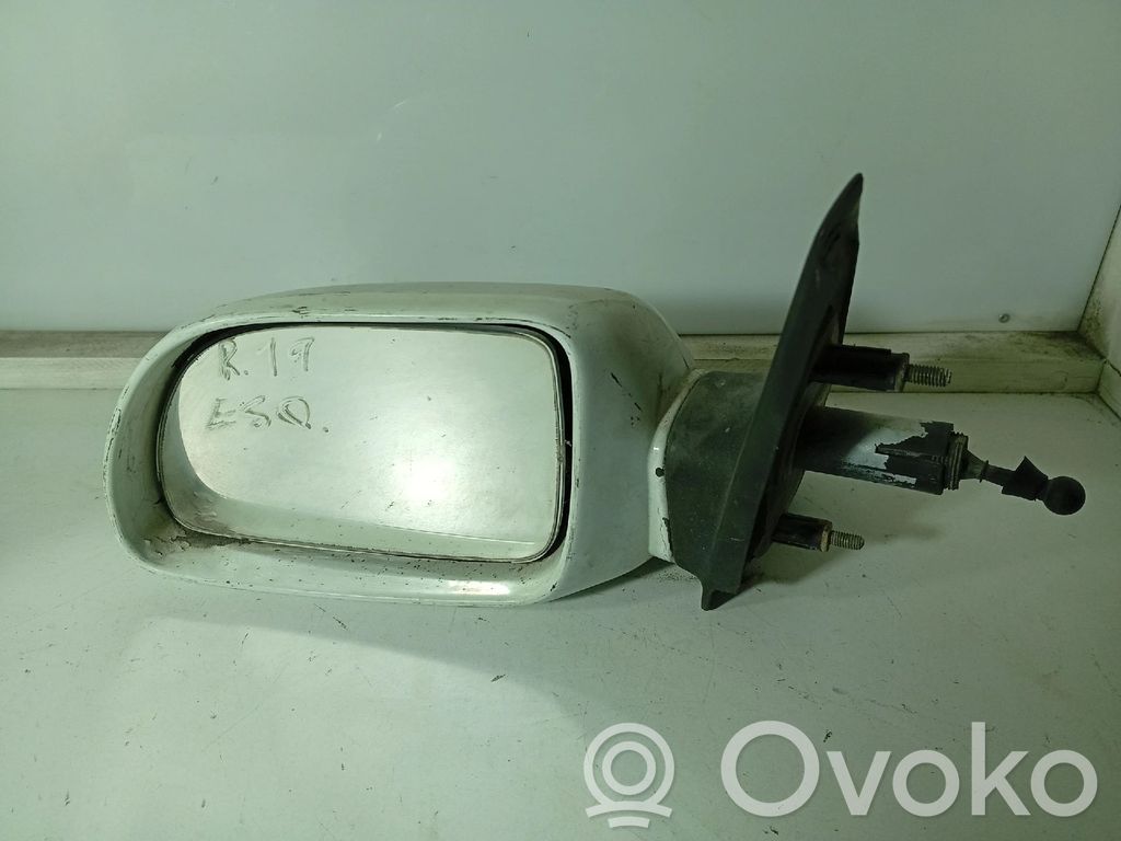 Front door electric wing mirror   00762