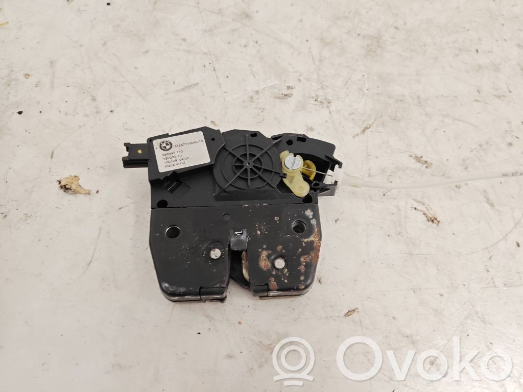 BMW 3 E90 E91 Spyna galinio dangčio 