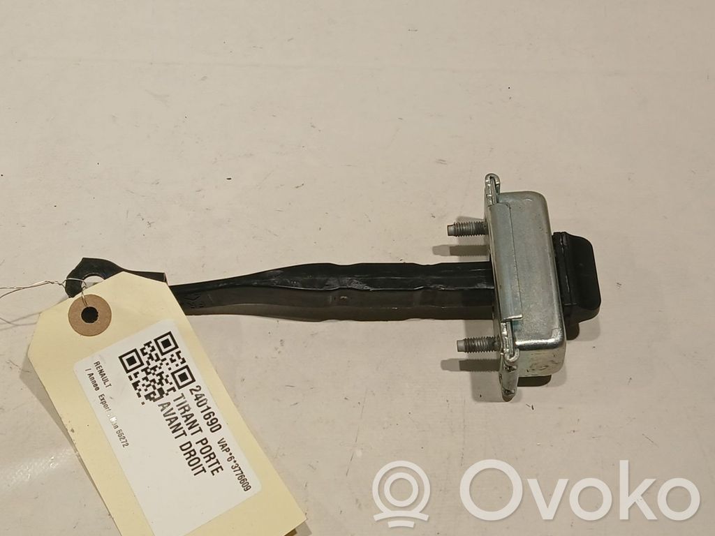 Renault Megane E-Tech Etuoven pidätin 