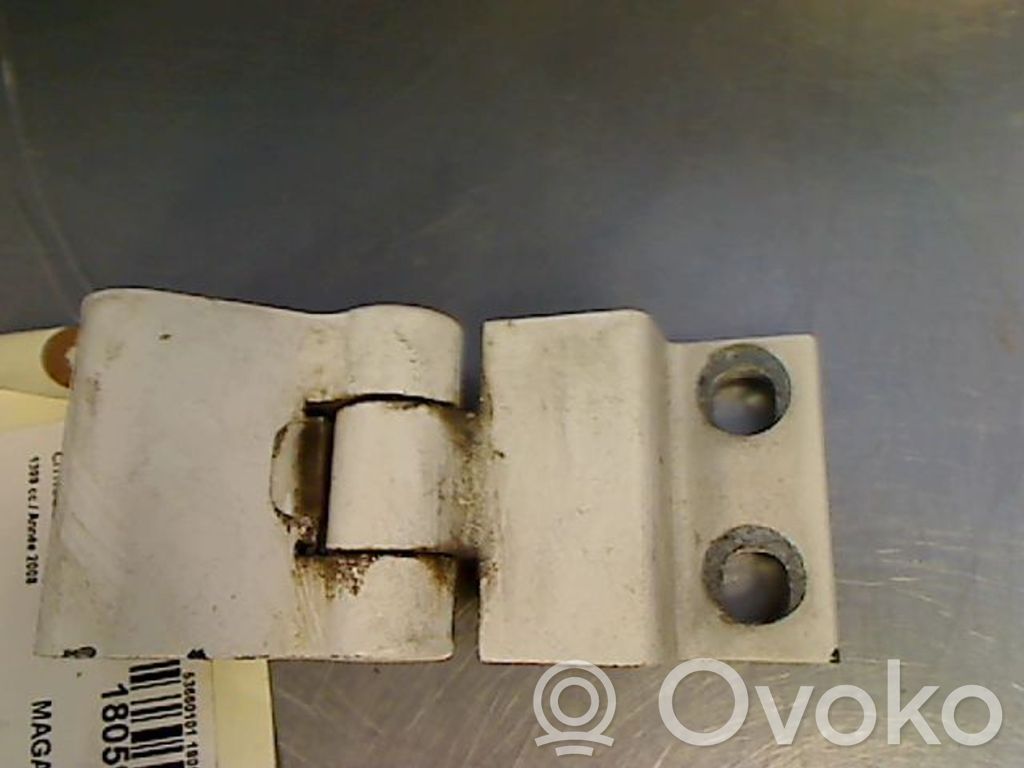Loading door lower hinge   1609313180