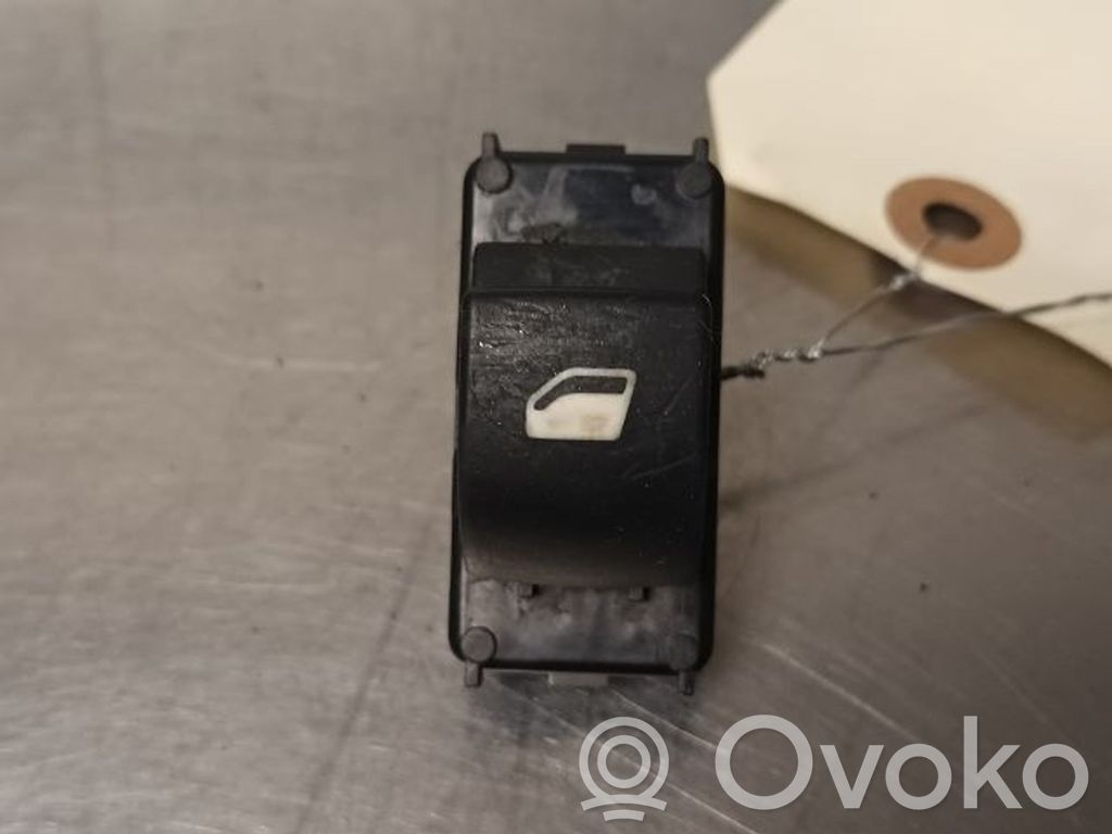 Citroen C3 Picasso Electric window control switch 