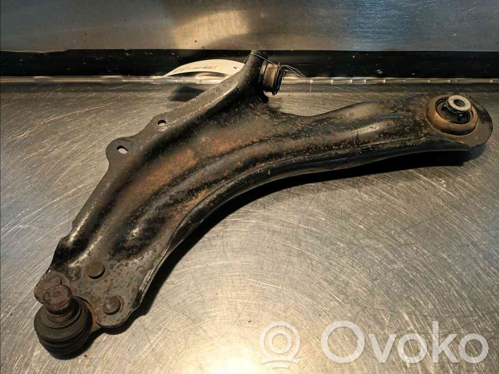 Renault Kangoo II Querlenker Achsschenkel vorne 