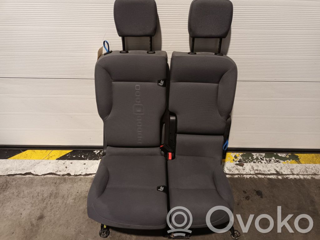 Citroen Berlingo Etumatkustajan istuin 