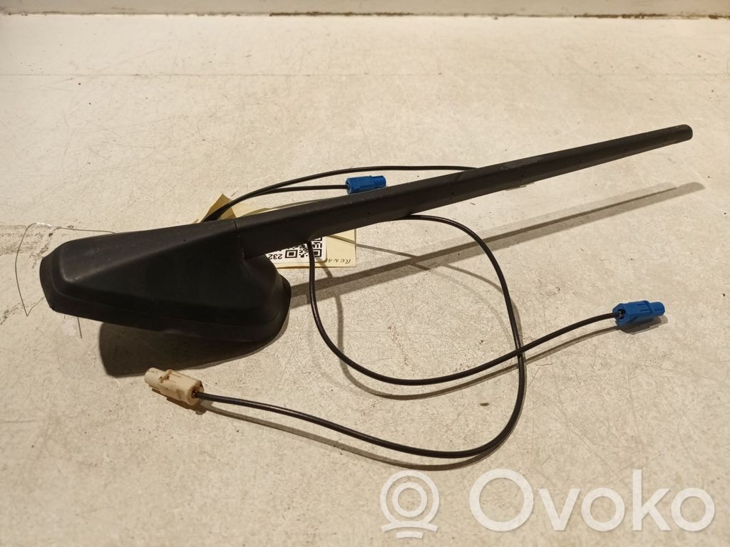 Renault Express Radion antenni 