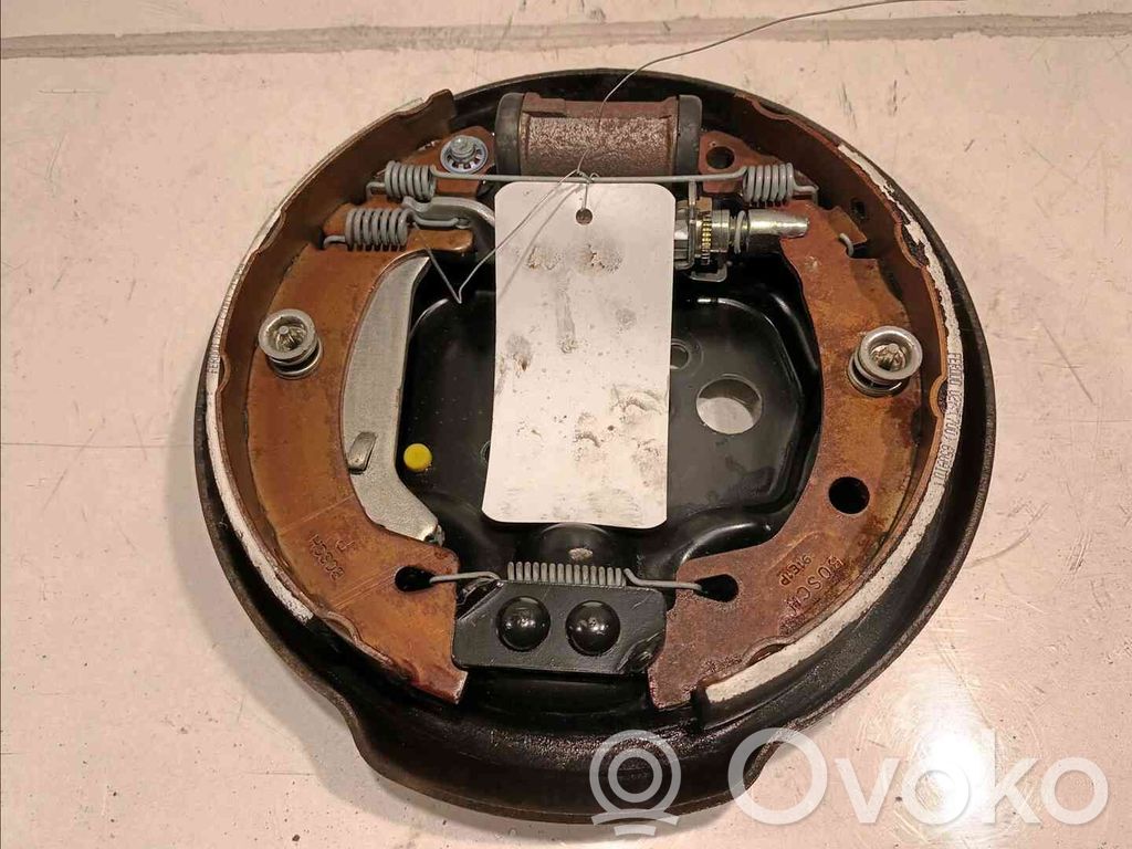 Osłona tylnej tarczy hamulcowej   7701052930