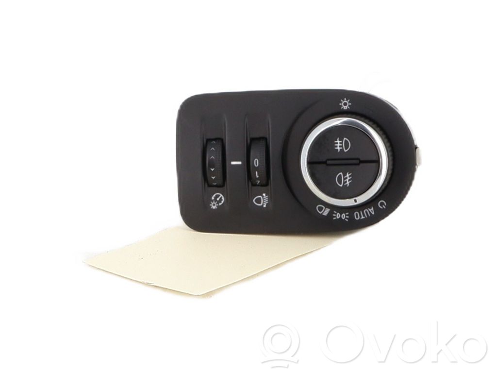 Opel Corsa E Light switch 