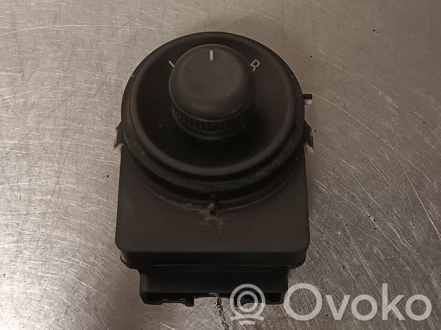 Opel Astra J Wing mirror switch 