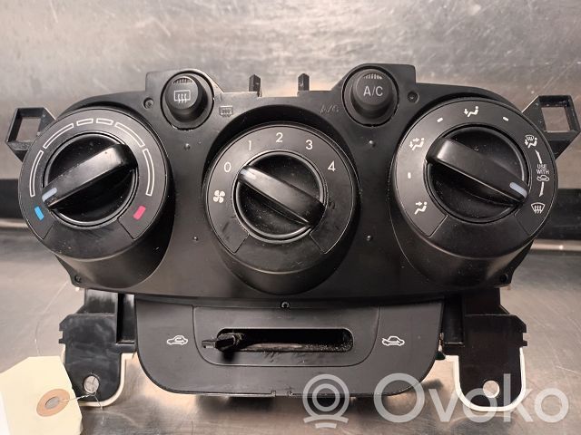 Mazda 2 Climate control unit 