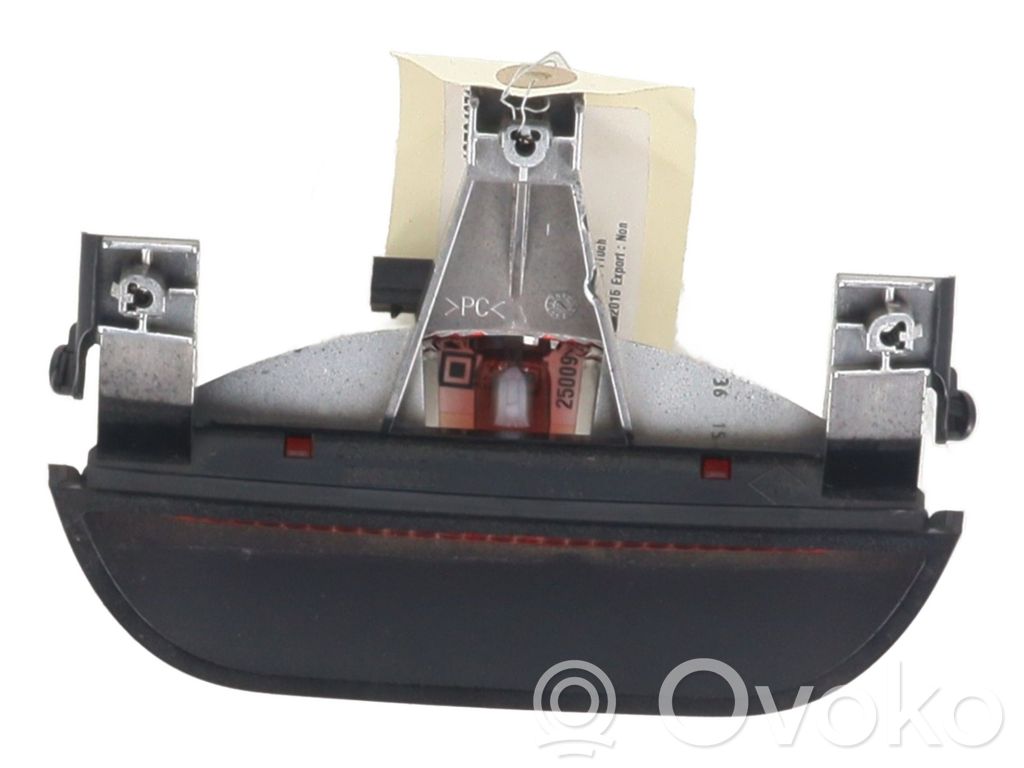 Renault Dacia Duster Third/center stoplight 
