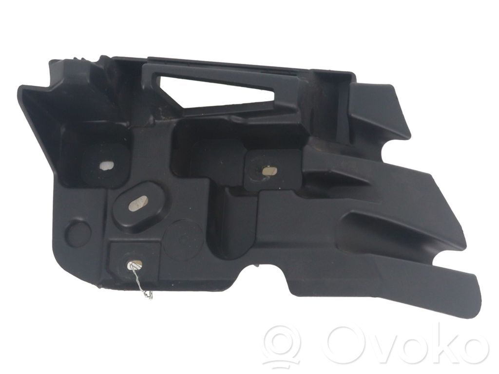 Renault Captur II Rear bumper mounting bracket 