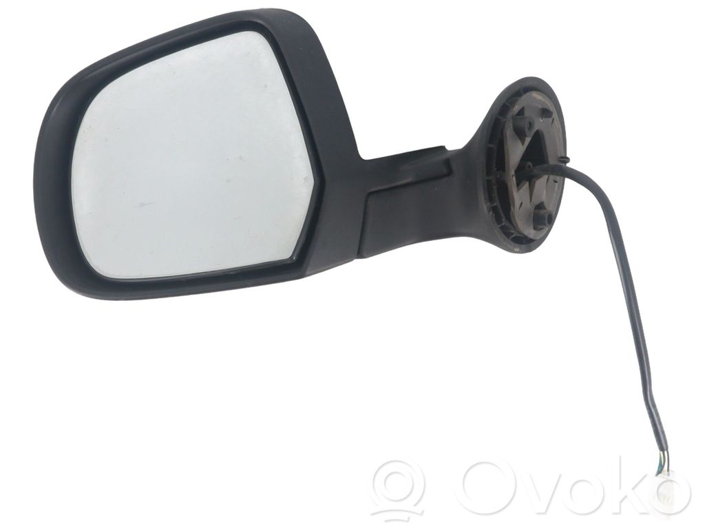 Renault Dacia Duster Front door electric wing mirror 