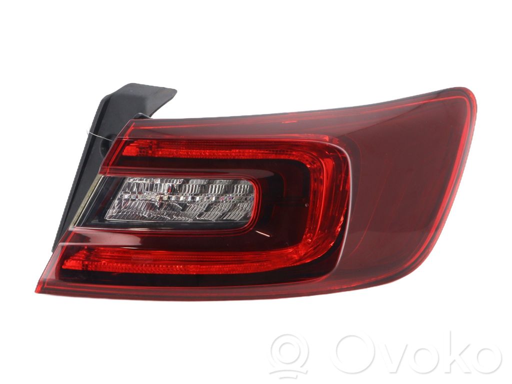 Renault Talisman Aizmugurējais lukturis virsbūvē 