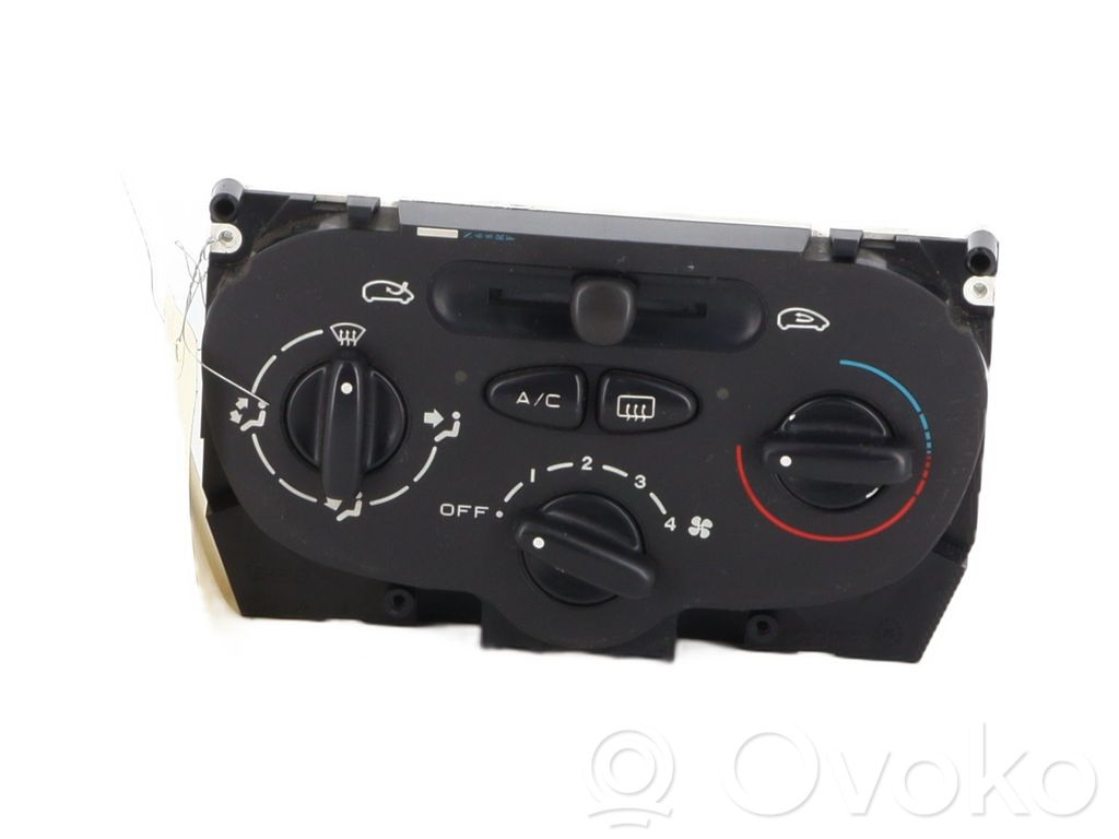 Citroen Xsara Picasso Climate control unit 