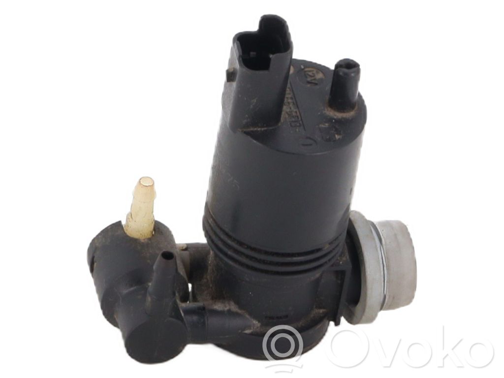 Nissan Note (E12) Windscreen/windshield washer pump 