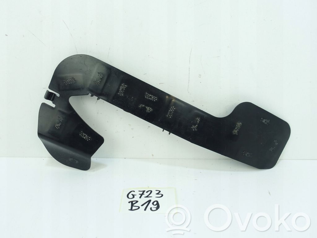 Rear bumper mounting bracket   1089447,108944700B