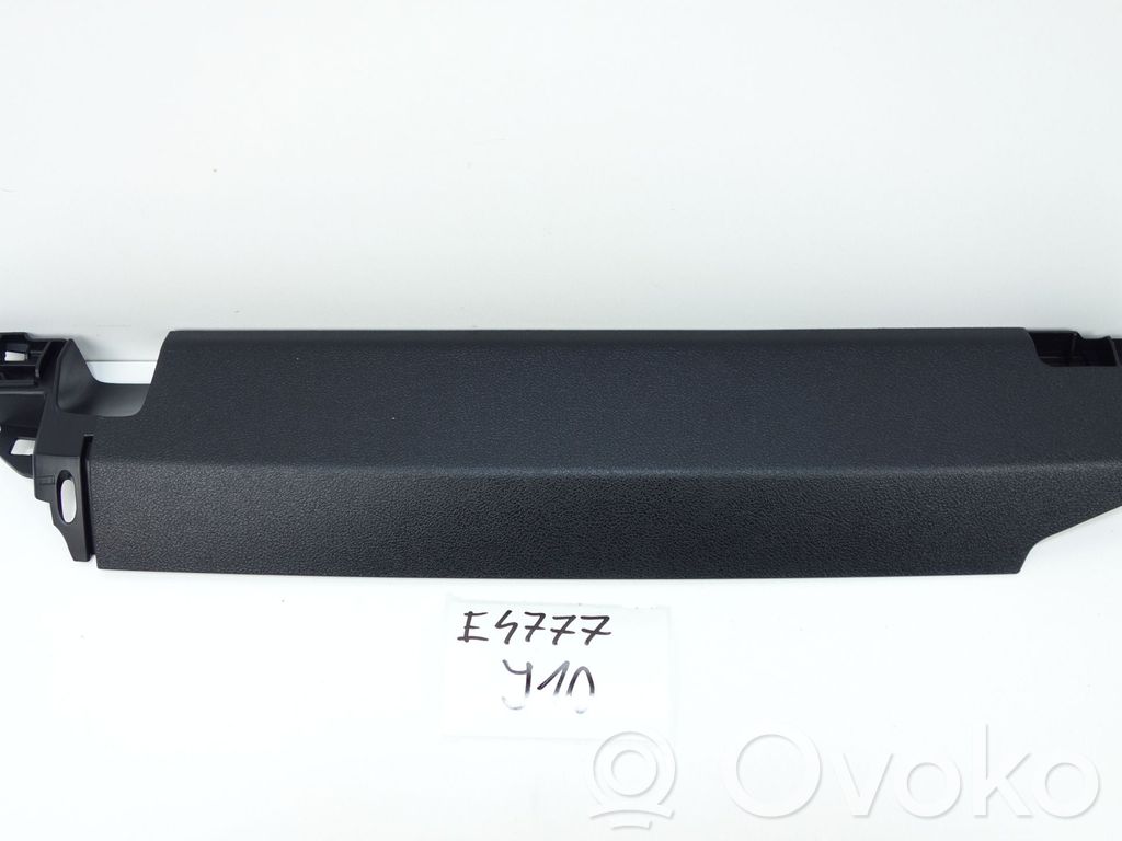Sitzverkleidung   7471006