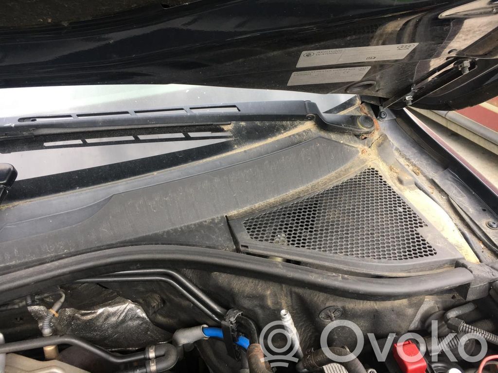 Audi Q7 4L Braț ștergător față 