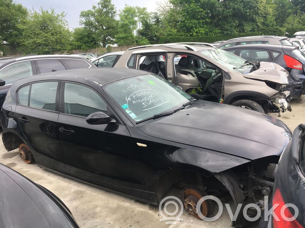 BMW 1 E81 E87 Pyyhinkoneiston lista 