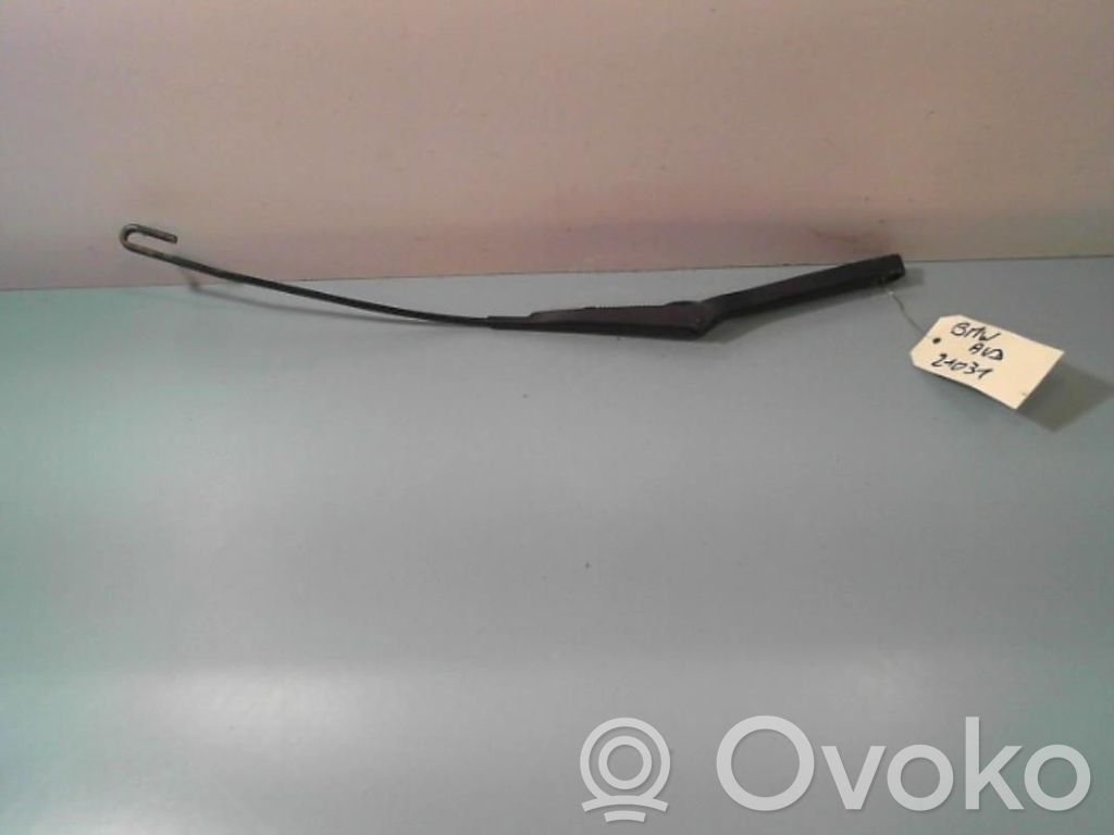 BMW 3 E36 Front wiper blade arm 