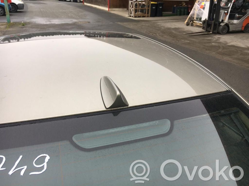 BMW 5 E60 E61 Radio antena 
