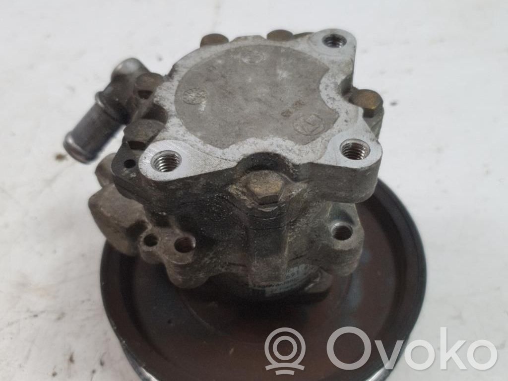 Ohjaustehostimen pumppu   1092603