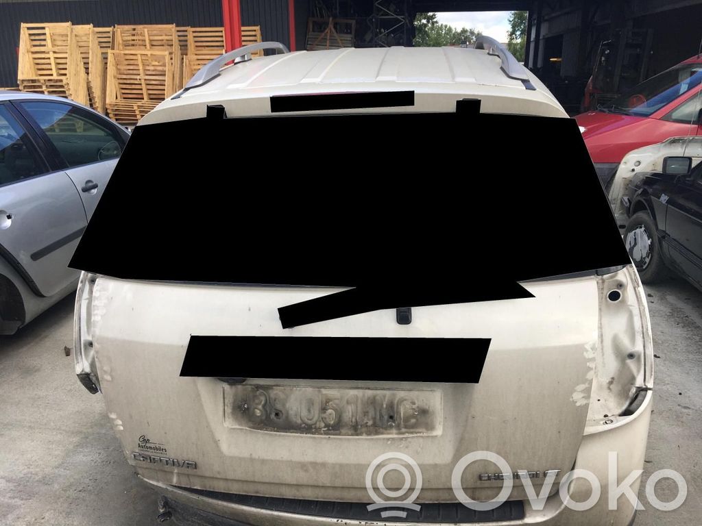 Chevrolet Captiva Puerta del maletero/compartimento de carga 
