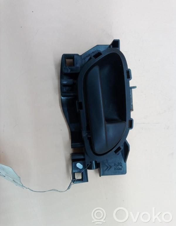 Citroen Berlingo Front door interior handle 