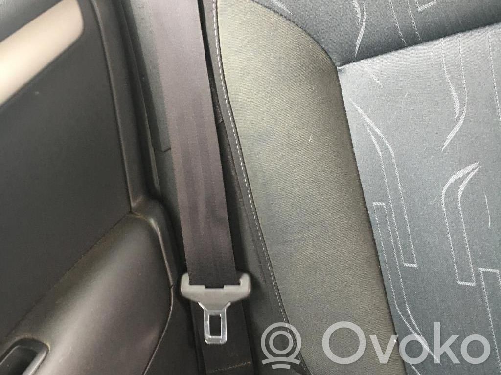 Citroen C4 II Cinturón trasero 