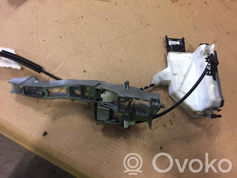Citroen DS3 Front door lock 