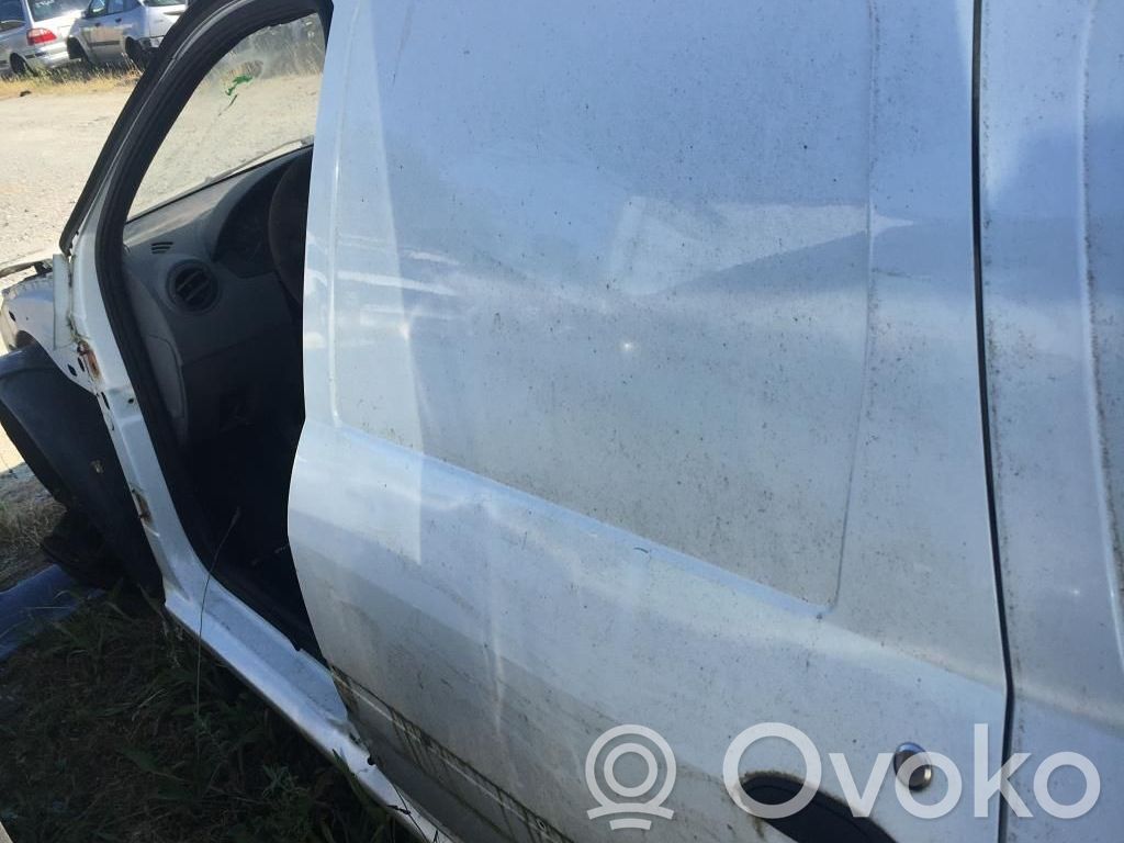 Dacia Logan I Puerta trasera 