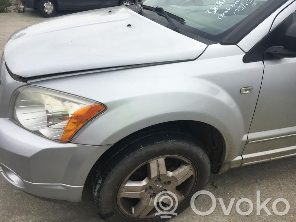 Dodge Caliber Sparnas 