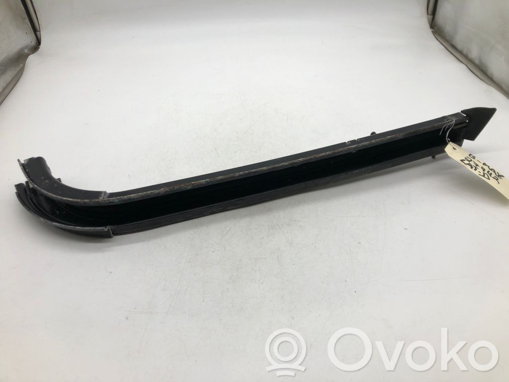 Ford B-MAX Sliding door bottom rail 