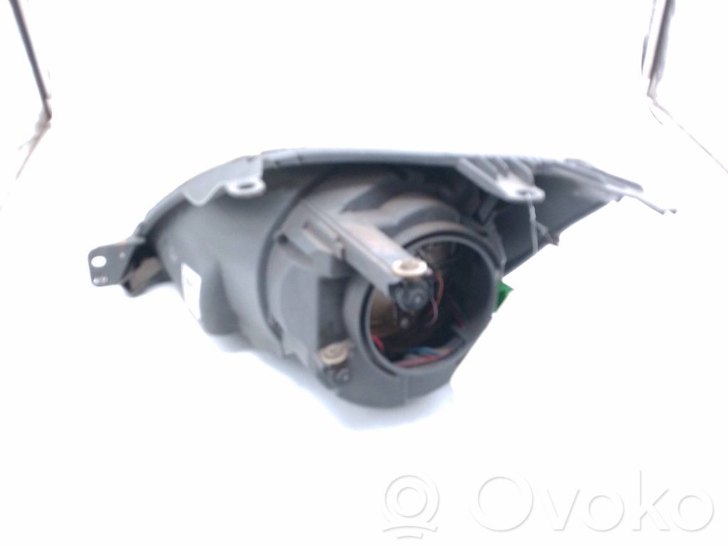 Ford Fiesta Phare frontale 